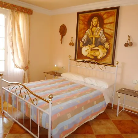 Nueva Villa *